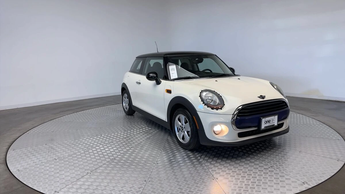 Used 2016 MINI Cooper Base with VIN WMWXP5C56G2D14488 for sale in Highlands Ranch, CO