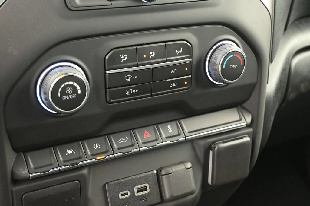 2026 Chevrolet Silverado 1500 Custom - Photo 18