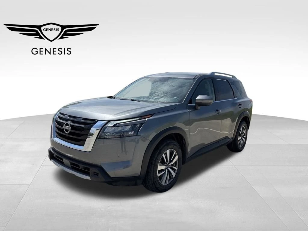 2025 Nissan Pathfinder SL 2WD's photo