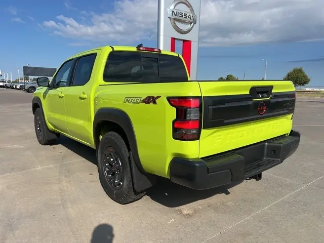 2026 Nissan Frontier PRO-4X photo 5