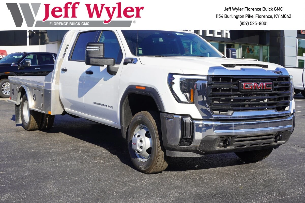 2025 GMC Sierra 3500 Chassis Cab
