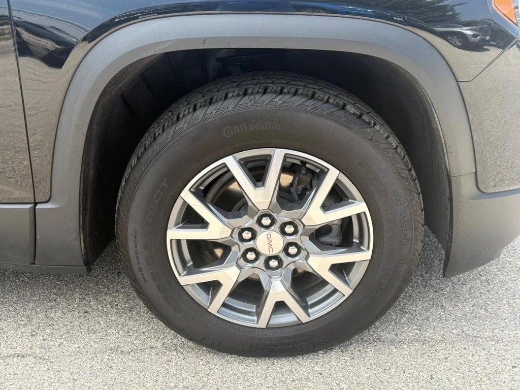 2023 GMC Acadia SLT - Photo 11