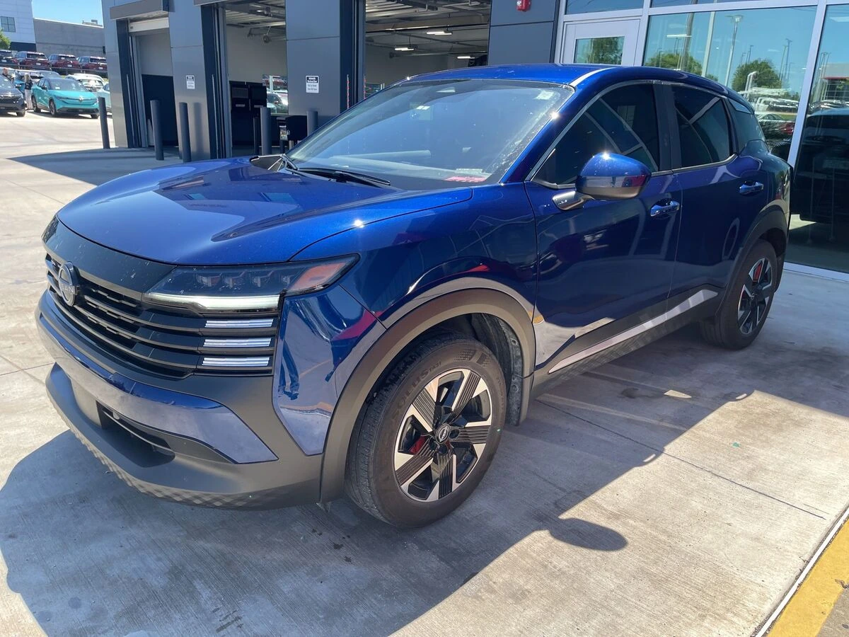 2025 Nissan Kicks