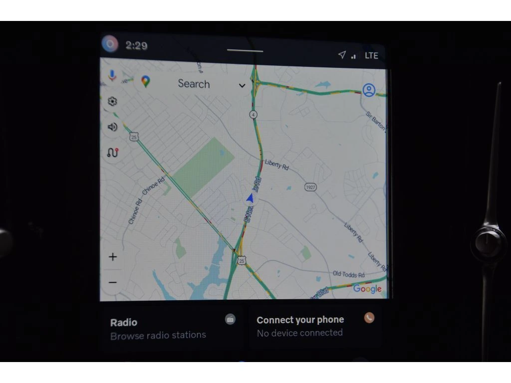 2025 Volvo - image 21