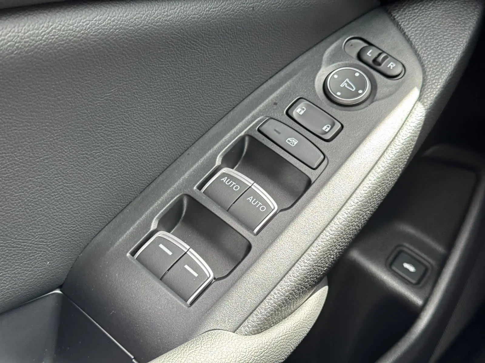 2022 Honda Accord Sport photo 22
