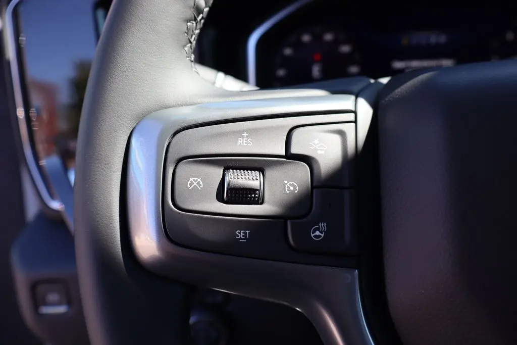 2026 Chevrolet Silverado LT photo 15