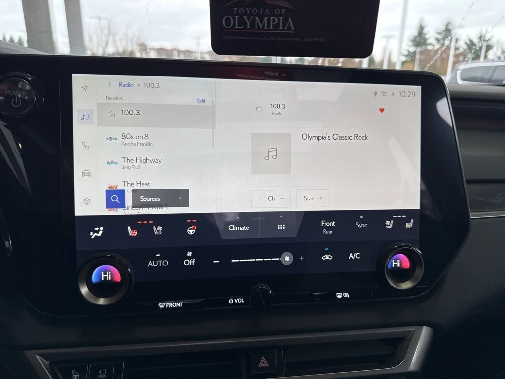 2025 Lexus RX Hybrid 350h - Photo 15