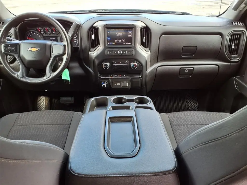 2022 Chevrolet Silverado 1500 Custom photo 15