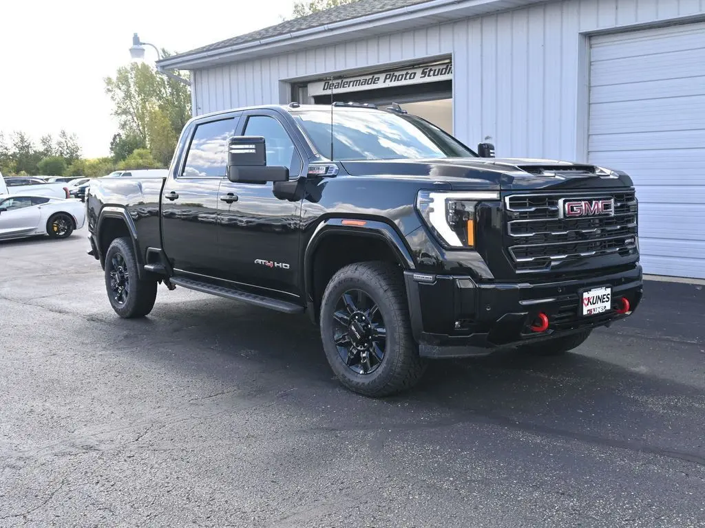 2025 Gmc Sierra HD AT4 photo 2