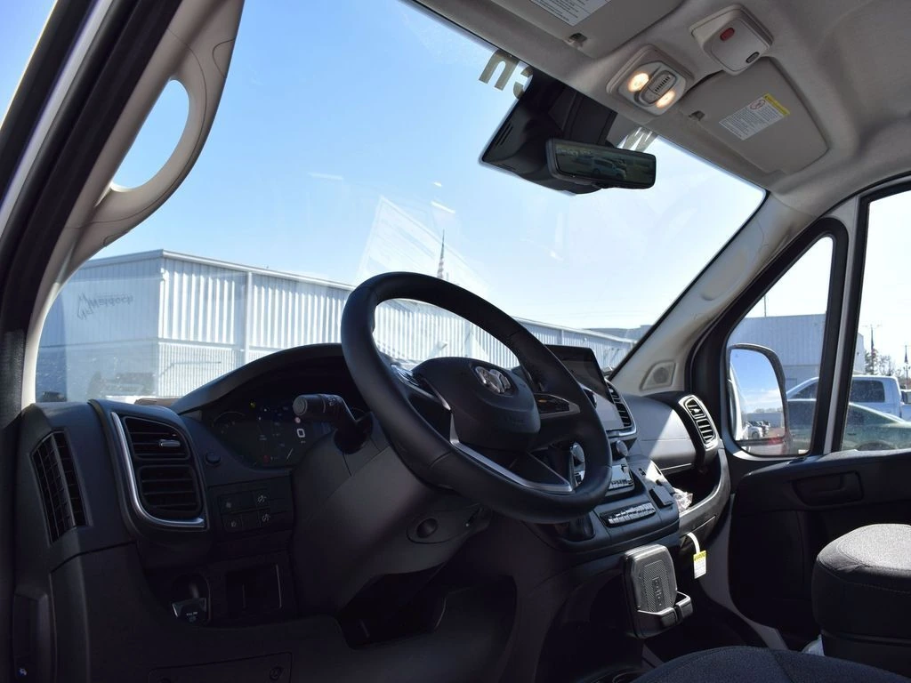 2024 RAM ProMaster Window Van Base - Photo 30