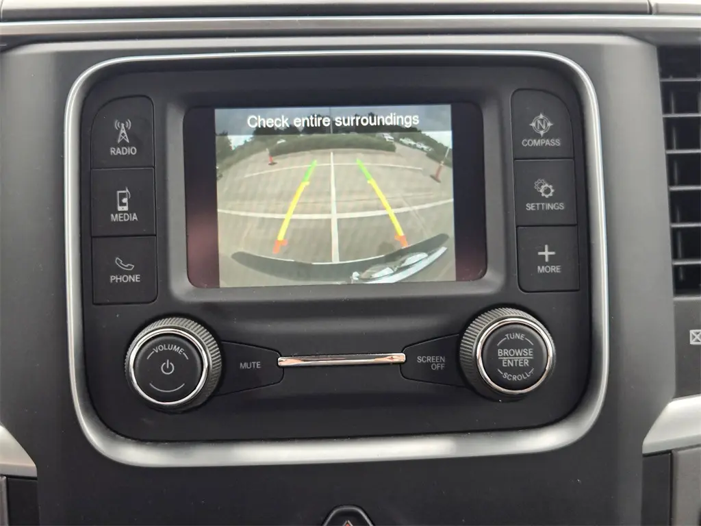 2023 Ram 1500 Classic SLT photo 18