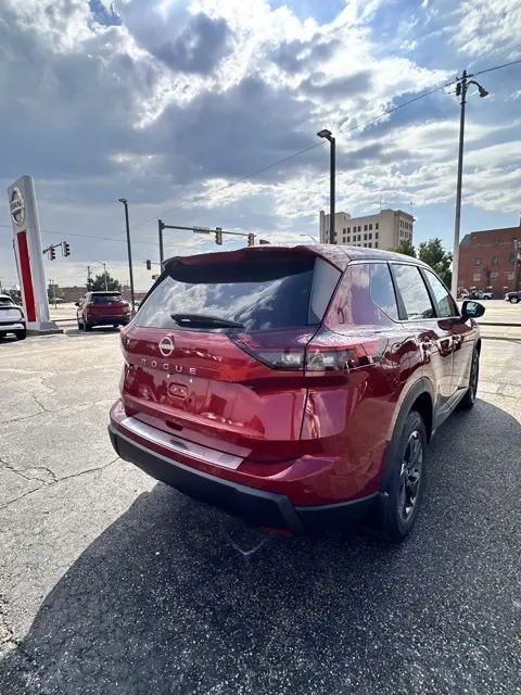 2026 Nissan Rogue SV photo 6