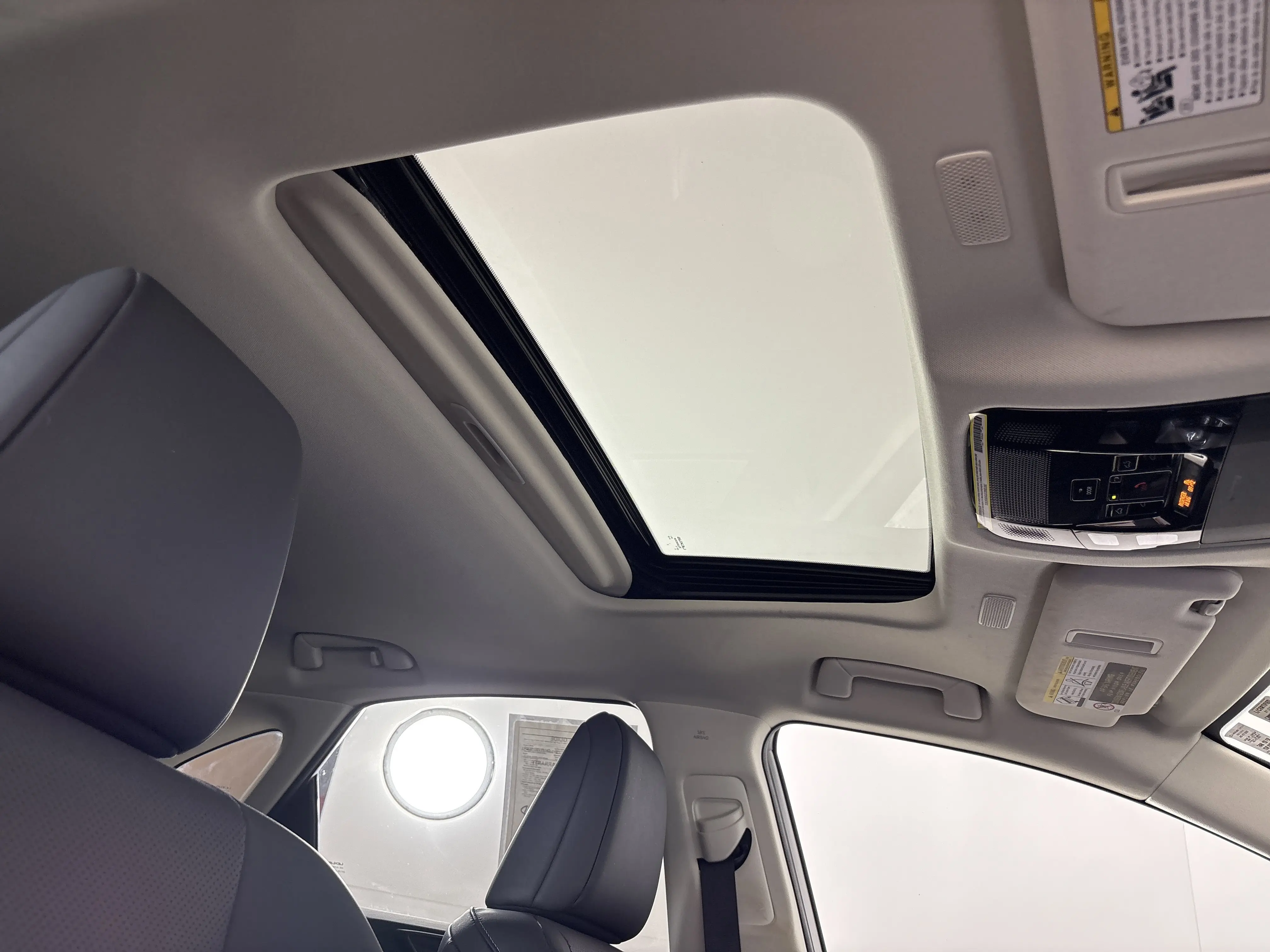2024 Lexus NX 350h Premium AWD photo 15