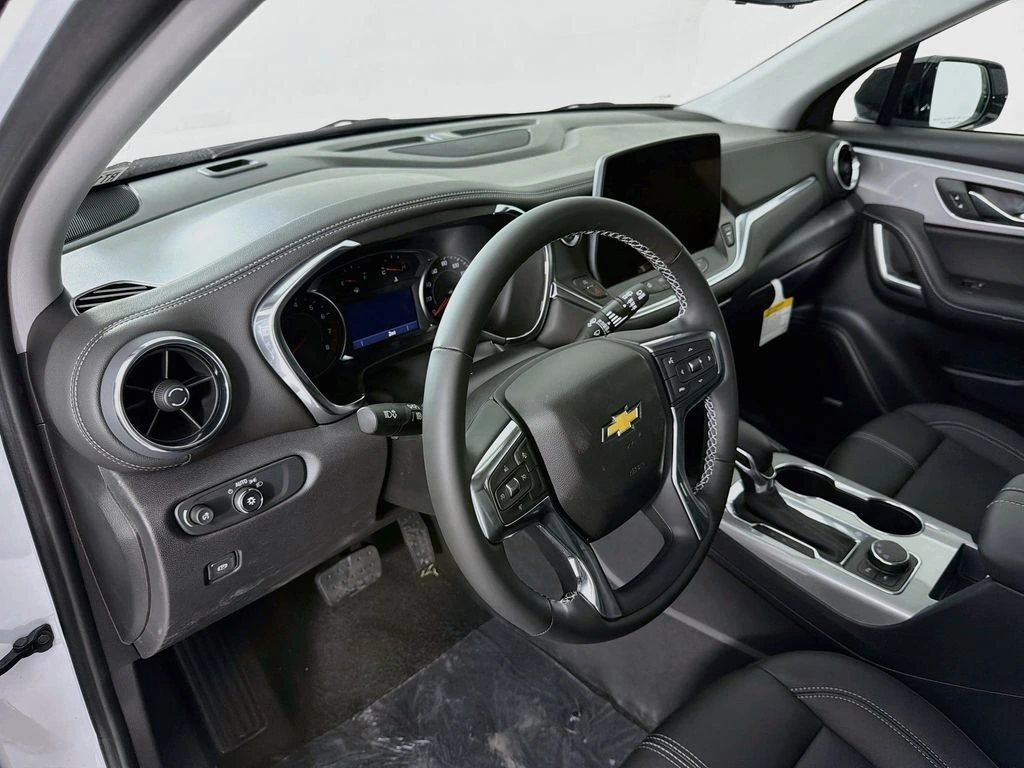 2026 Chevrolet Blazer LT - Photo 9