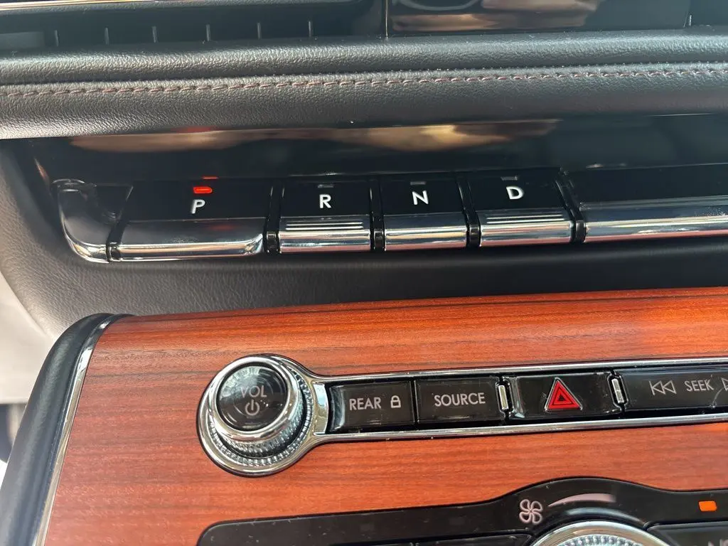 2023 Lincoln Aviator Reserve photo 25