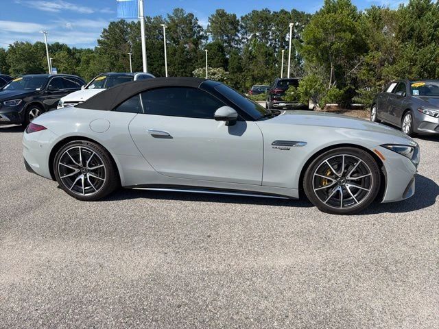 2023 Mercedes-Benz SL Mercedes-AMG SL 63 4MATIC+'s photo