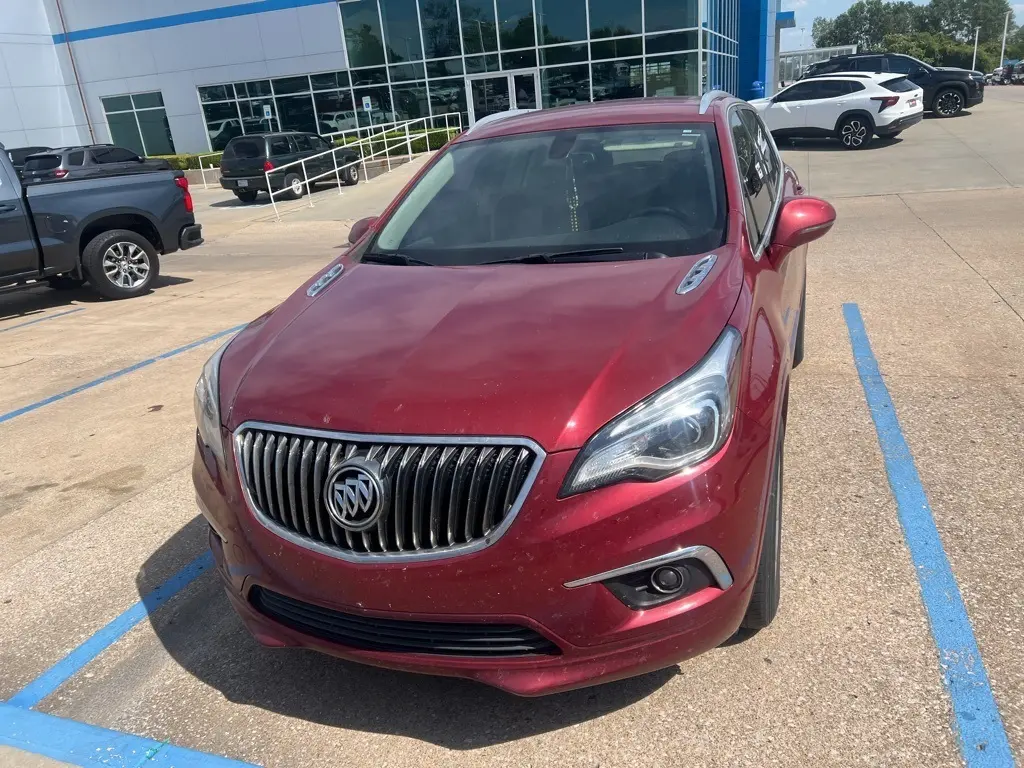 2017 Buick Envision Essence photo 2