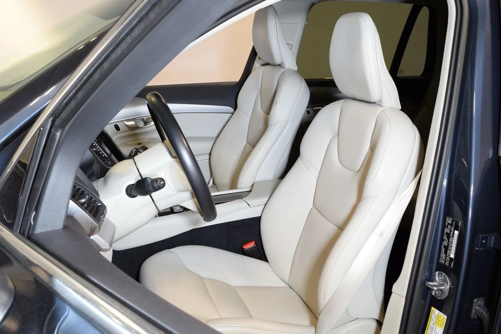 2023 Volvo XC90 Core - Photo 7