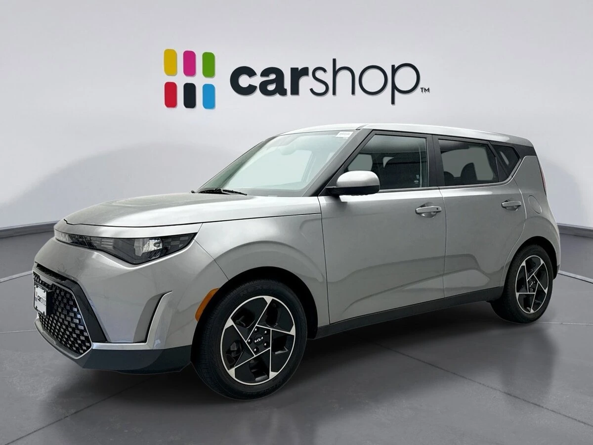 2023 Kia Soul 2.0L EX 6 IVT's photo
