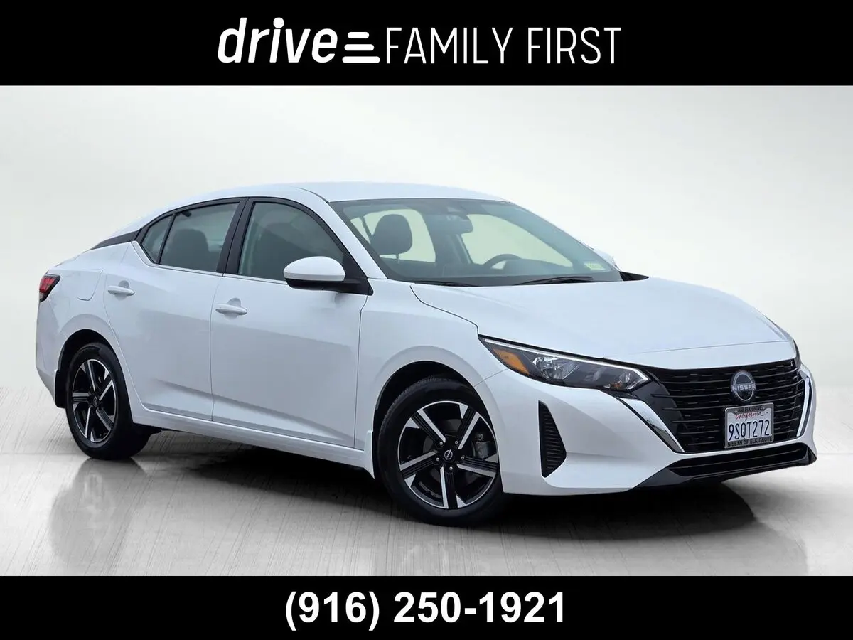 2025 Nissan Sentra SV's photo