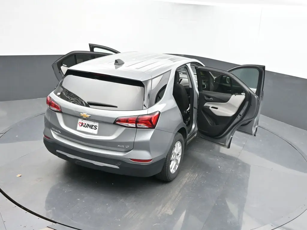 2023 Chevrolet Equinox LT photo 44