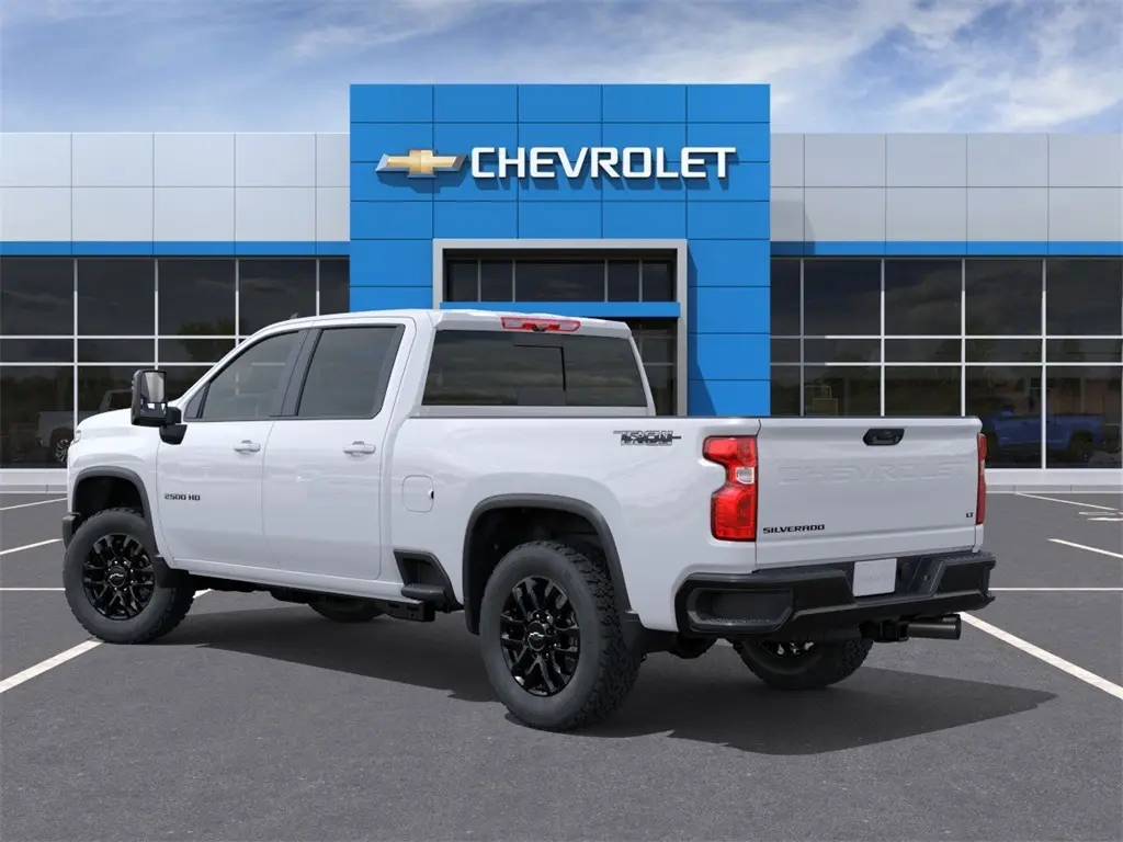 2026 Chevrolet Silverado 2500HD LT photo 3