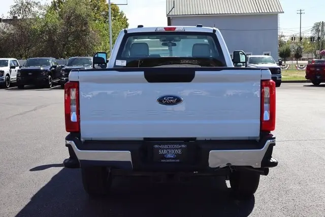 2026 Ford F-350 photo 15