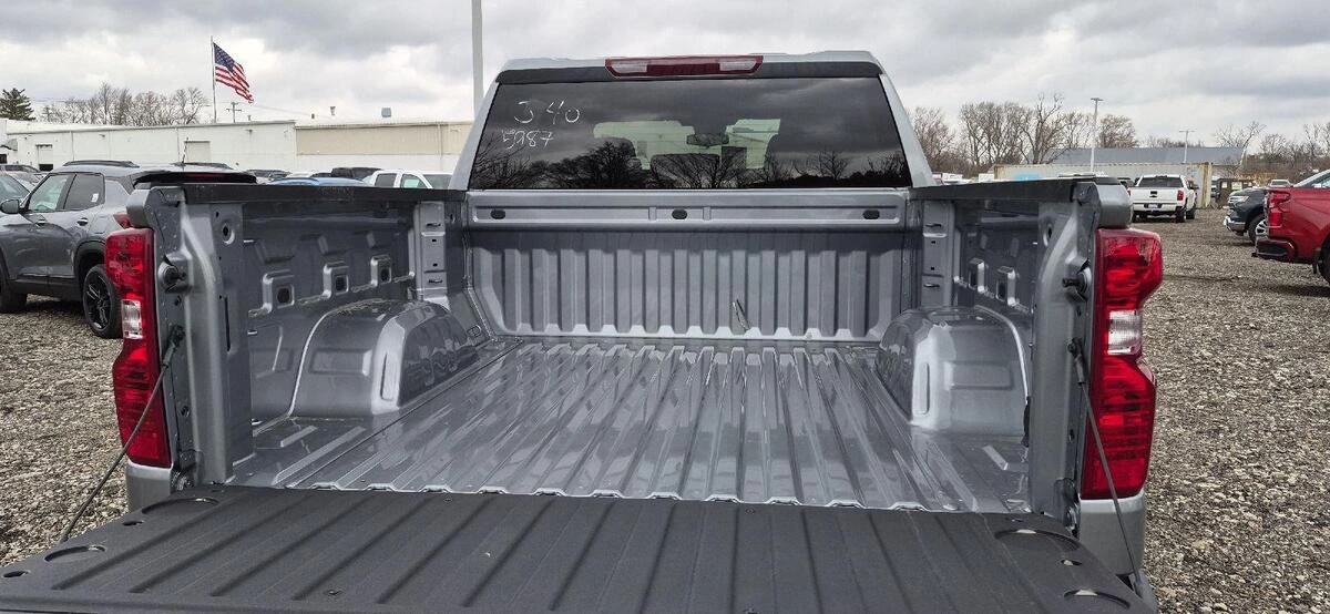 2026 Chevrolet Silverado 1500 LT - Photo 7