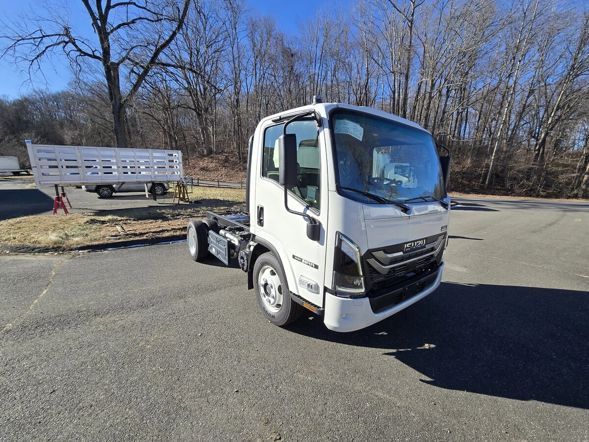2025 Isuzu NRR in Danbury, CT
