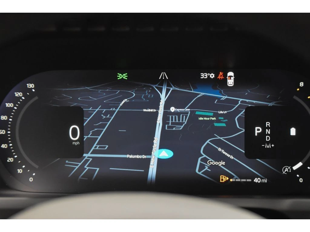 2026 Volvo - image 18