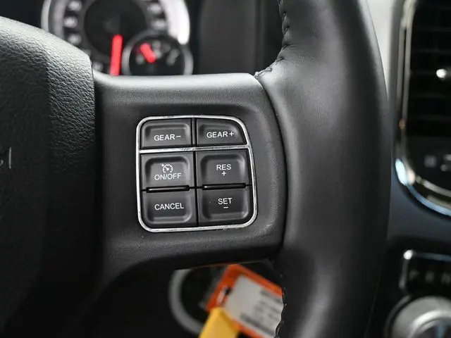 2015 Ram 1500 Sport photo 28