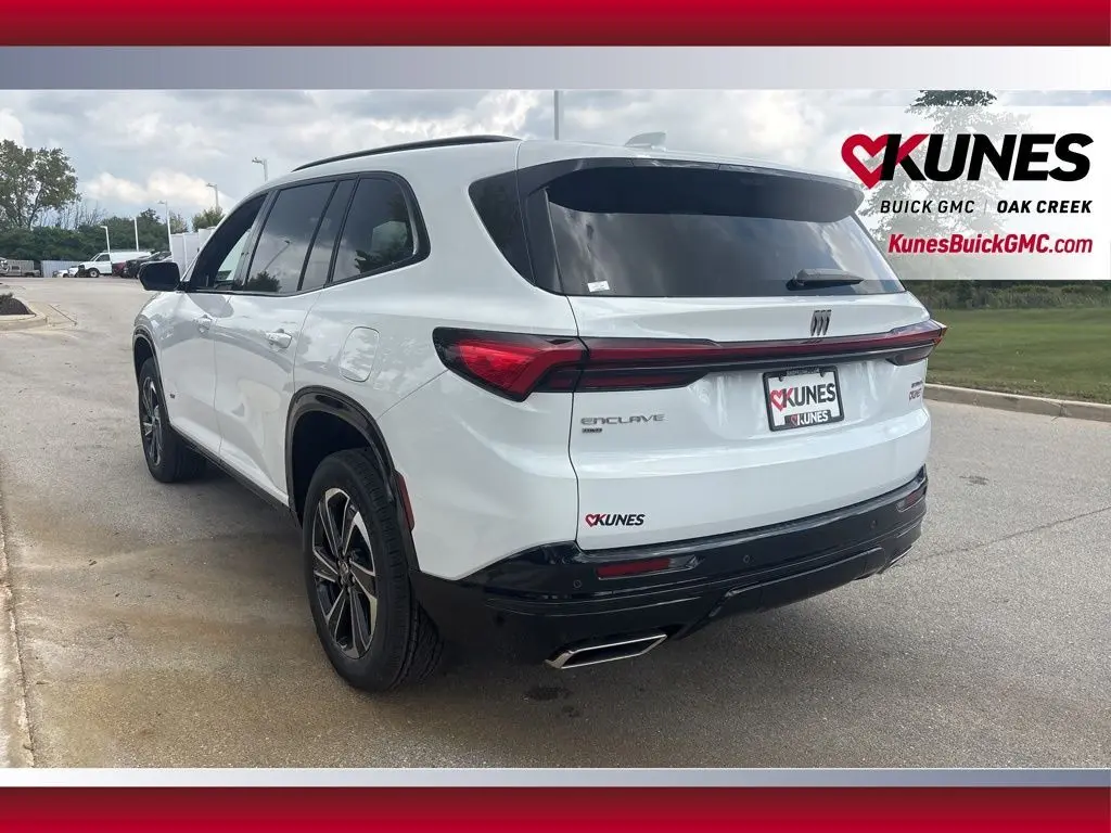 2026 Buick Enclave Sport Touring photo 4