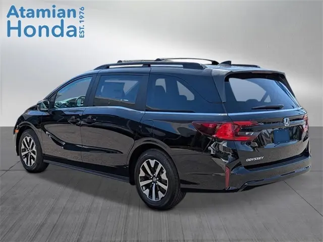 2026 Honda Odyssey EX-L photo 2