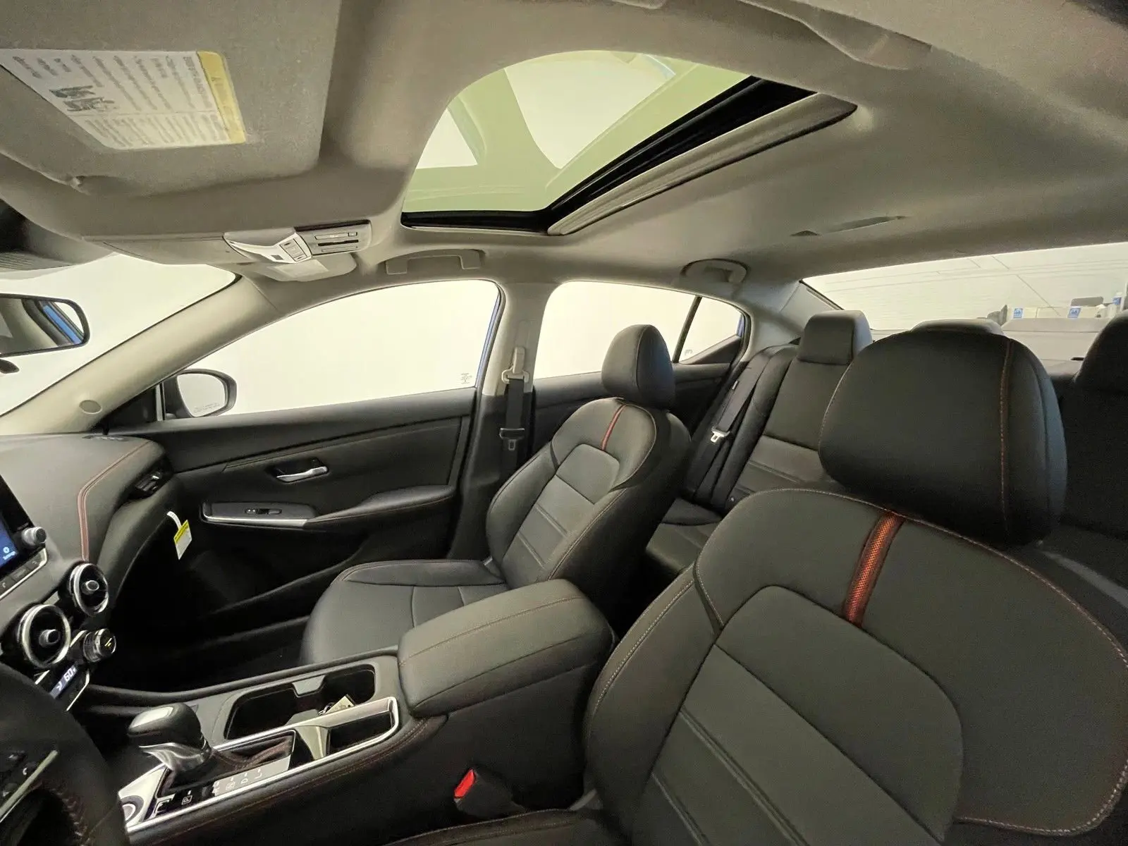 2025 Nissan Sentra SR photo 22