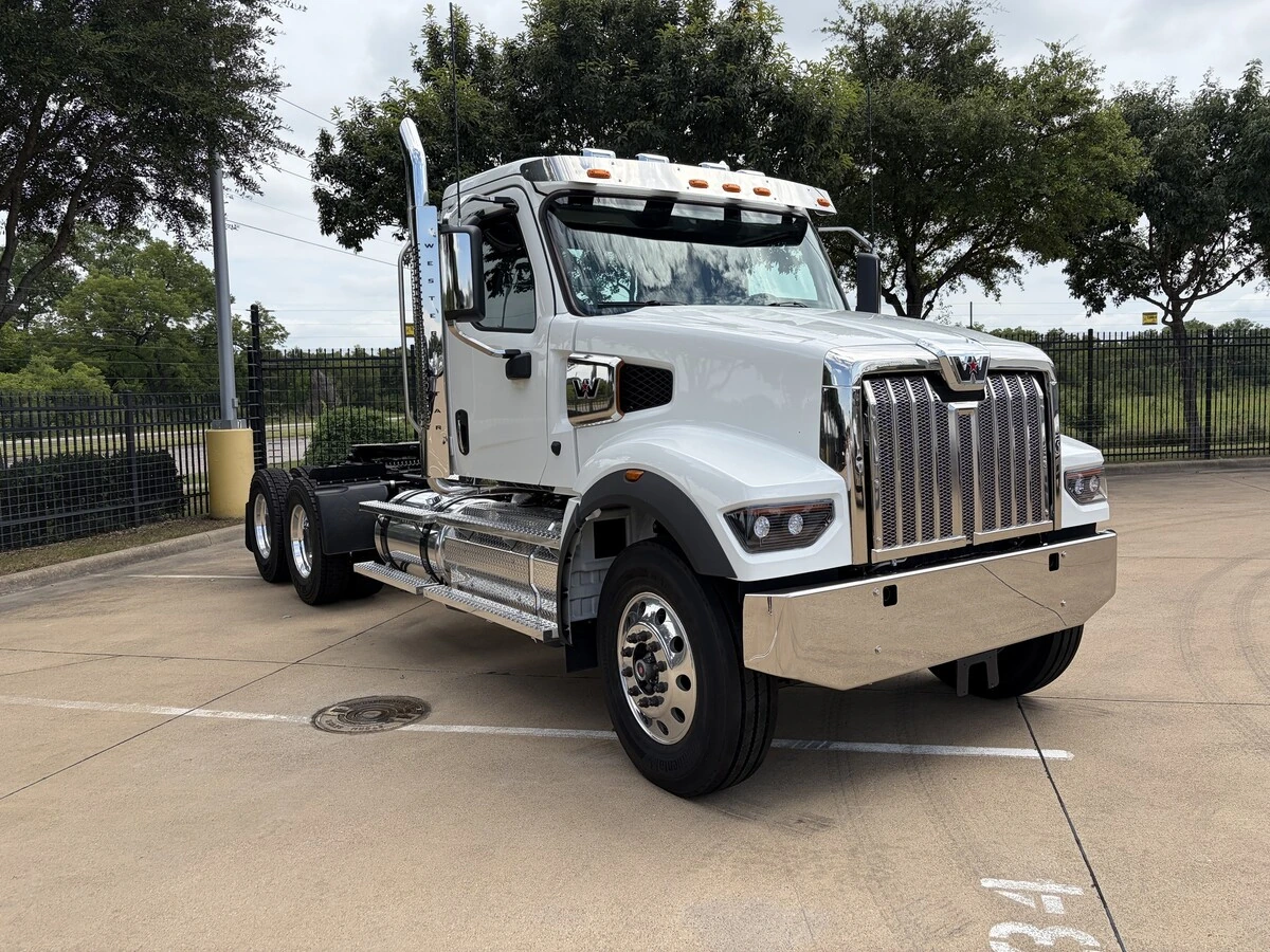 2027 Western Star 49X — photo 7
