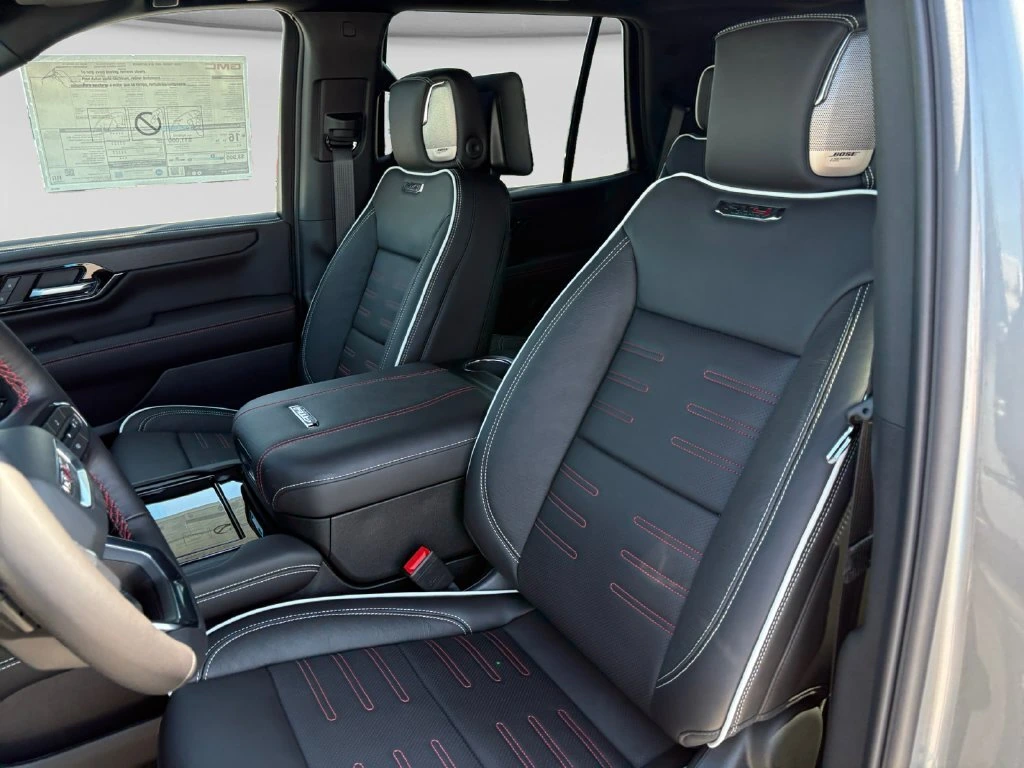 2026 GMC Yukon AT4 Ultimate - Photo 21