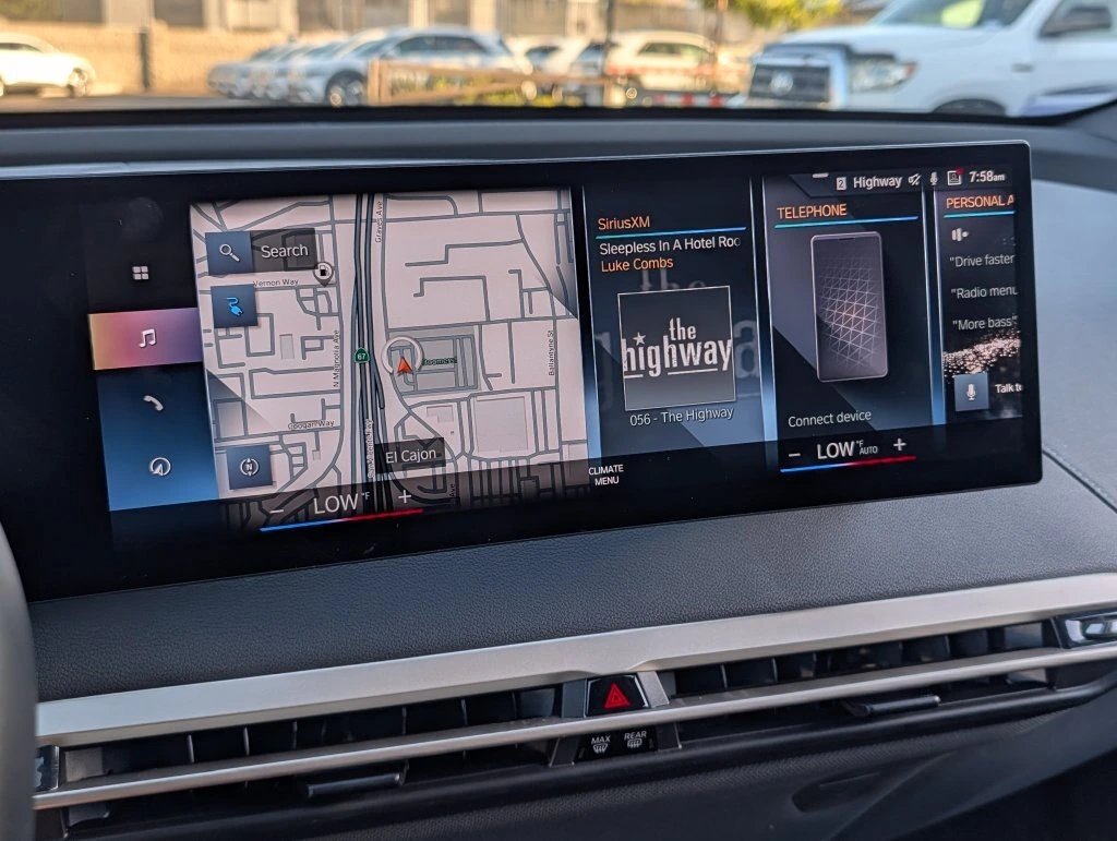 2023 BMW iX Base - Photo 24