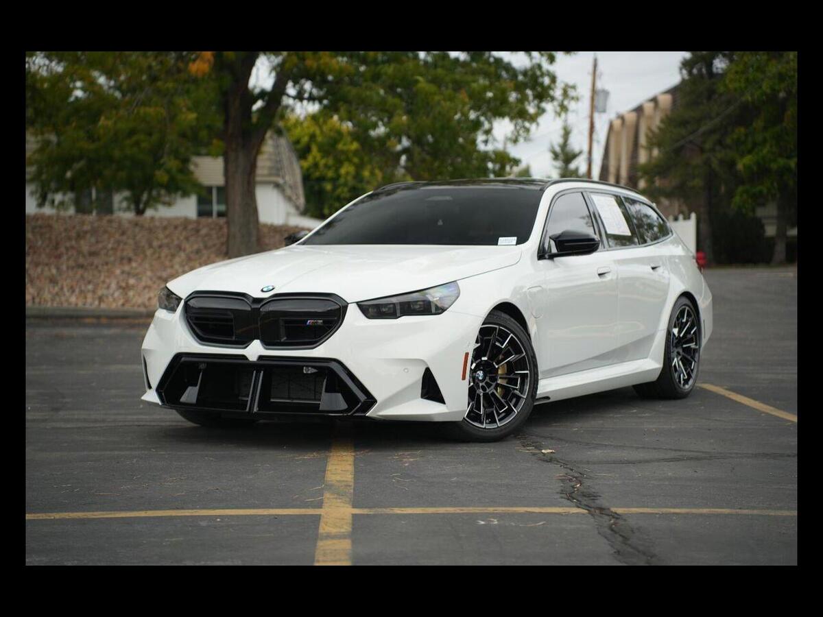 2025 Bmw M5