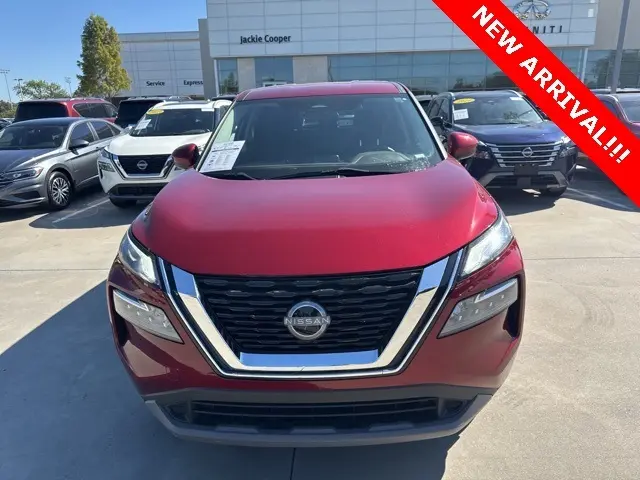 2023 Nissan Rogue SV photo 2