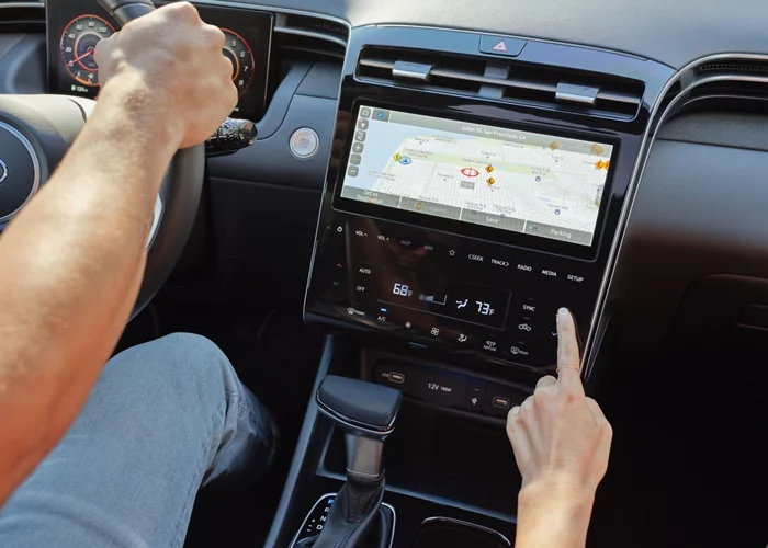 The front dash board of the Hyundai Santa Cruz.