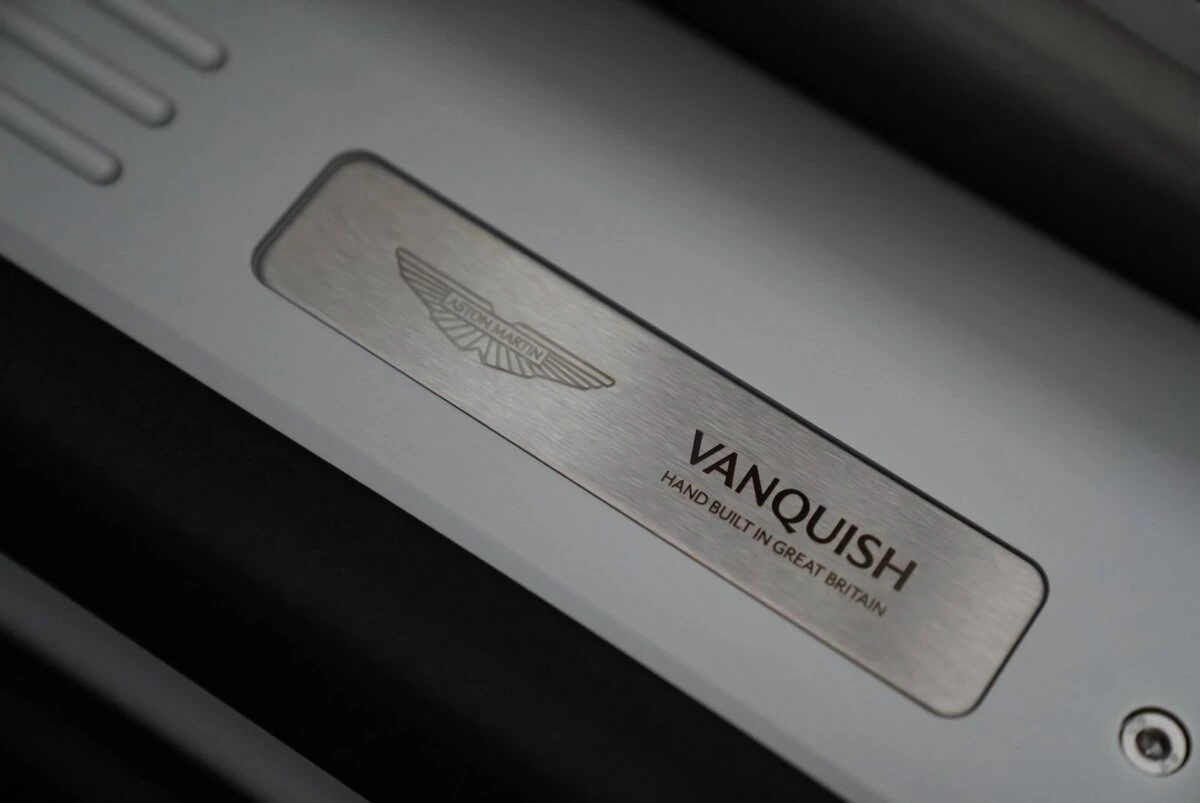2026 Aston Martin Vanquish Base - Photo 9