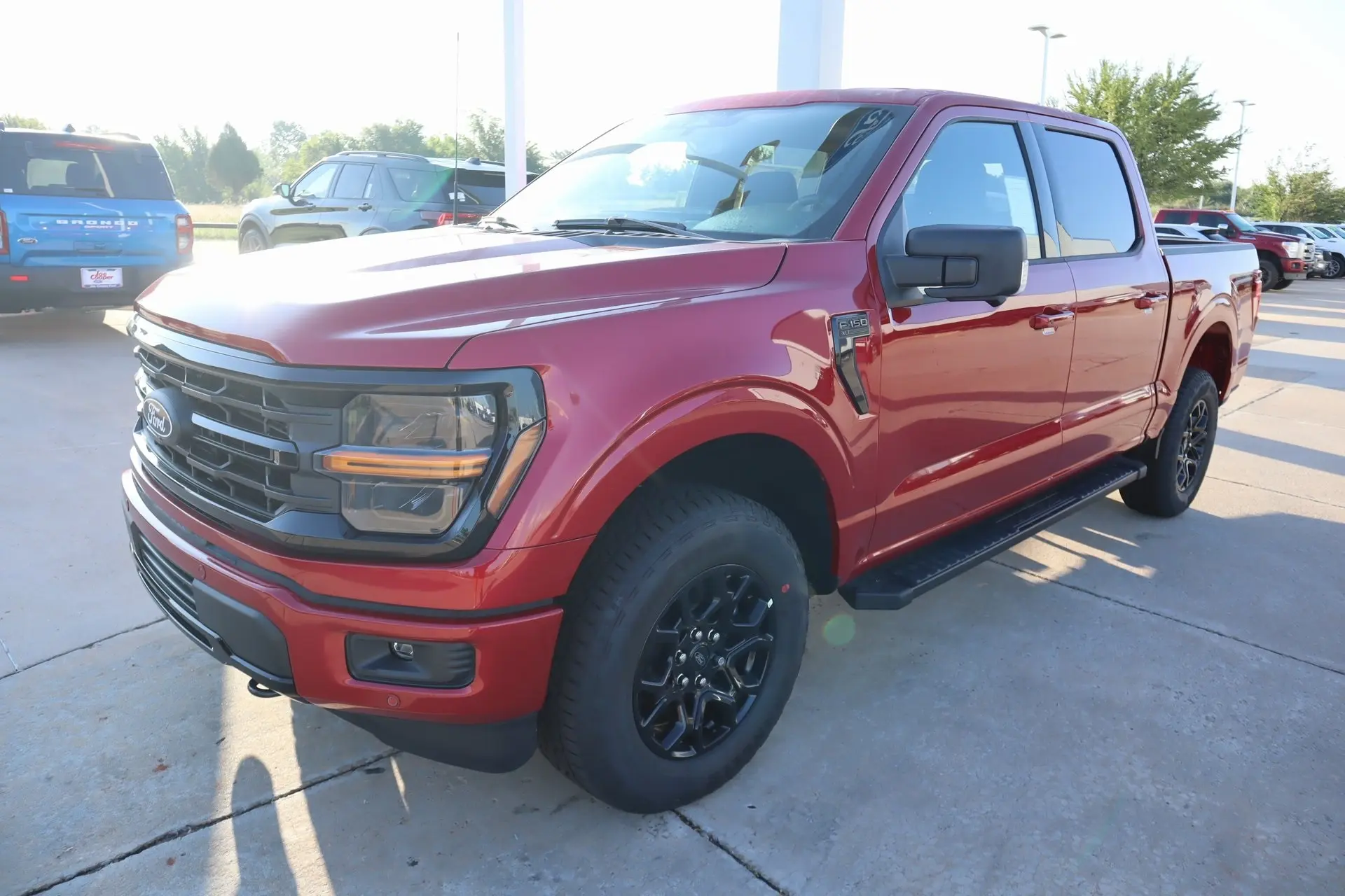 2025 Ford F-150 XLT photo 12