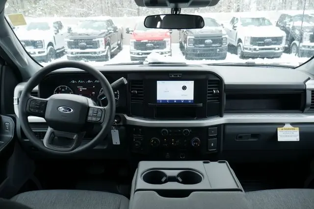 2026 Ford F-450 photo 4