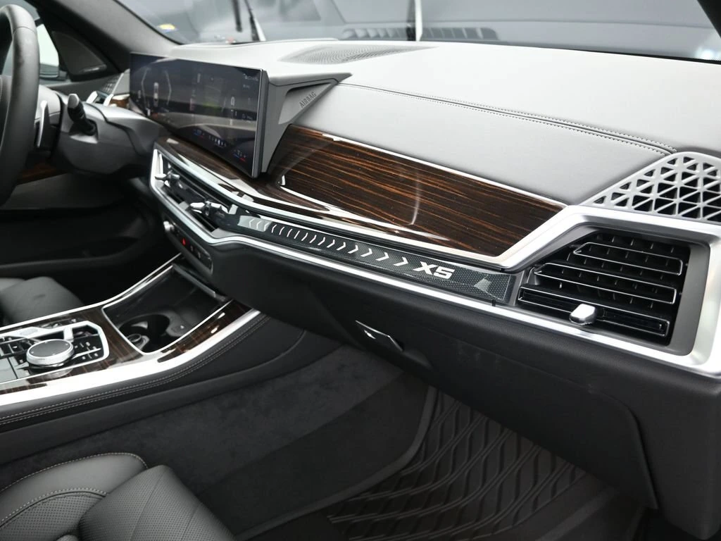 2026 BMW X5 40i - Photo 24