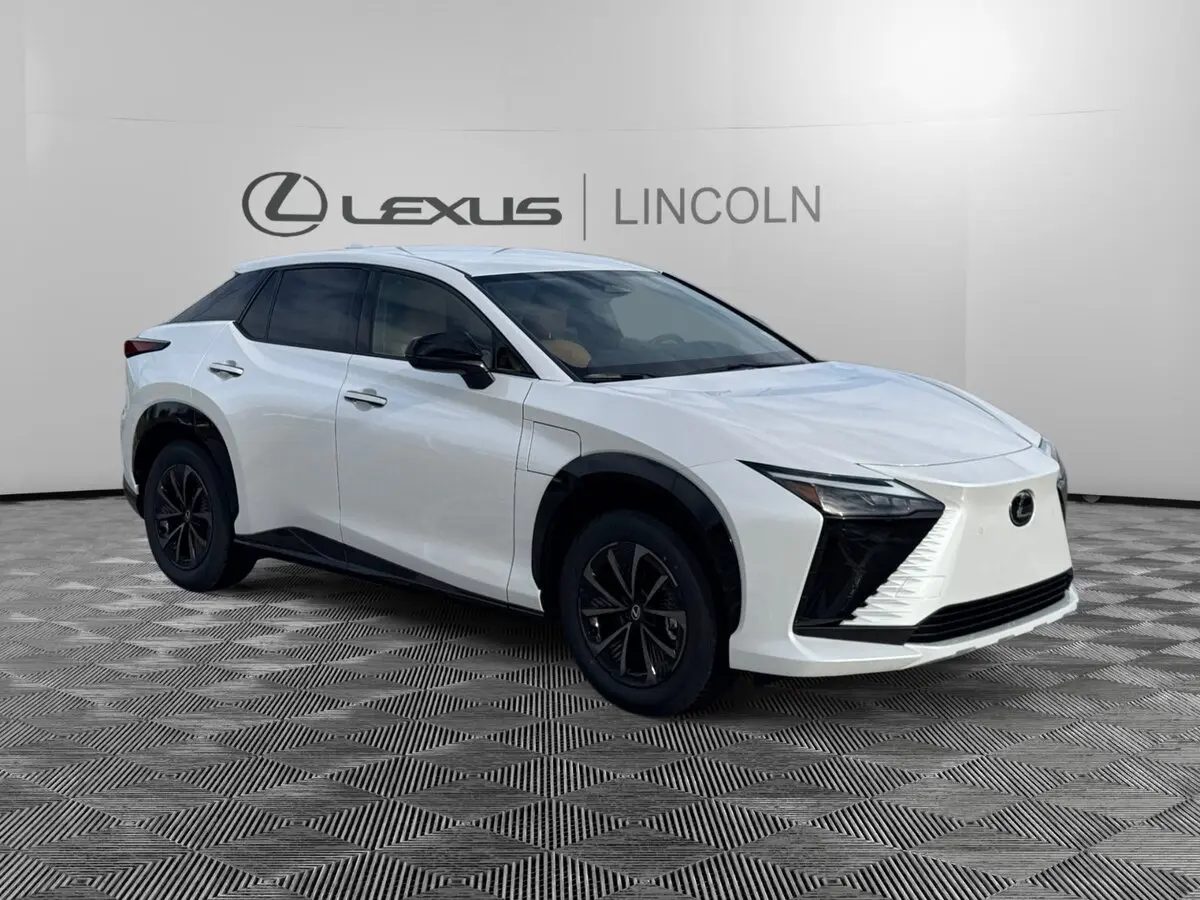 2026 Lexus RZ 350e Signature's photo