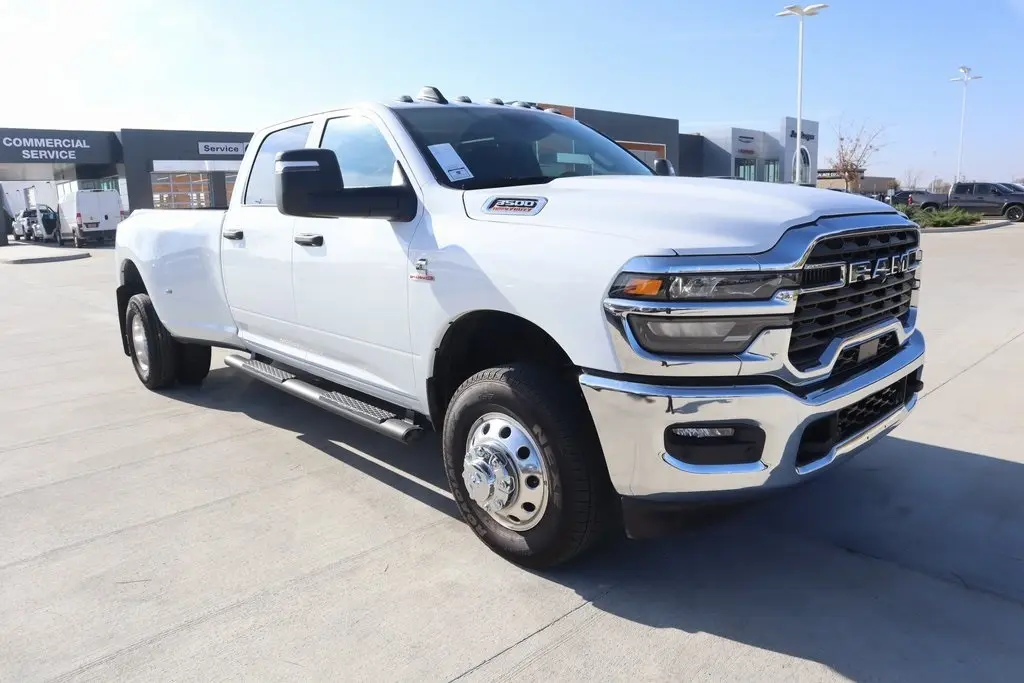 2025 RAM Ram 3500 Pickup Tradesman's photo