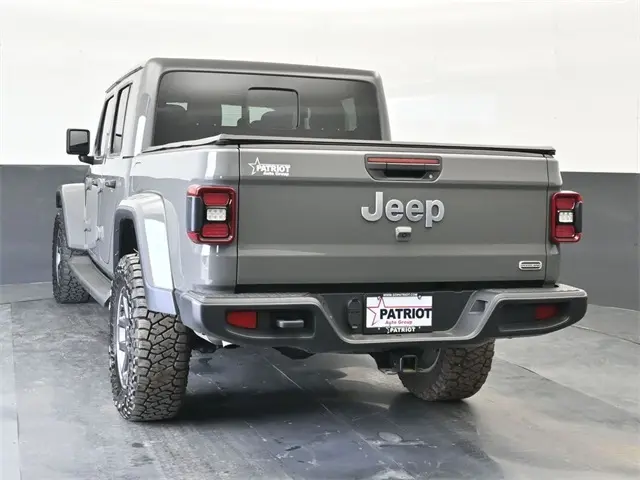 Used 2021 Jeep Gladiator Overland with VIN 1C6HJTFG7ML536719 for sale in Tulsa, OK
