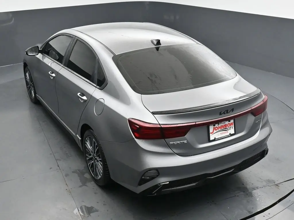 2024 Kia Forte GT-Line photo 27