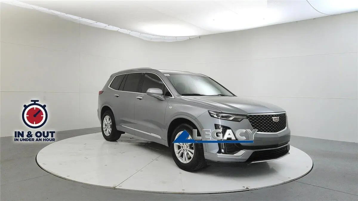 2024 Cadillac XT6 Luxury's photo