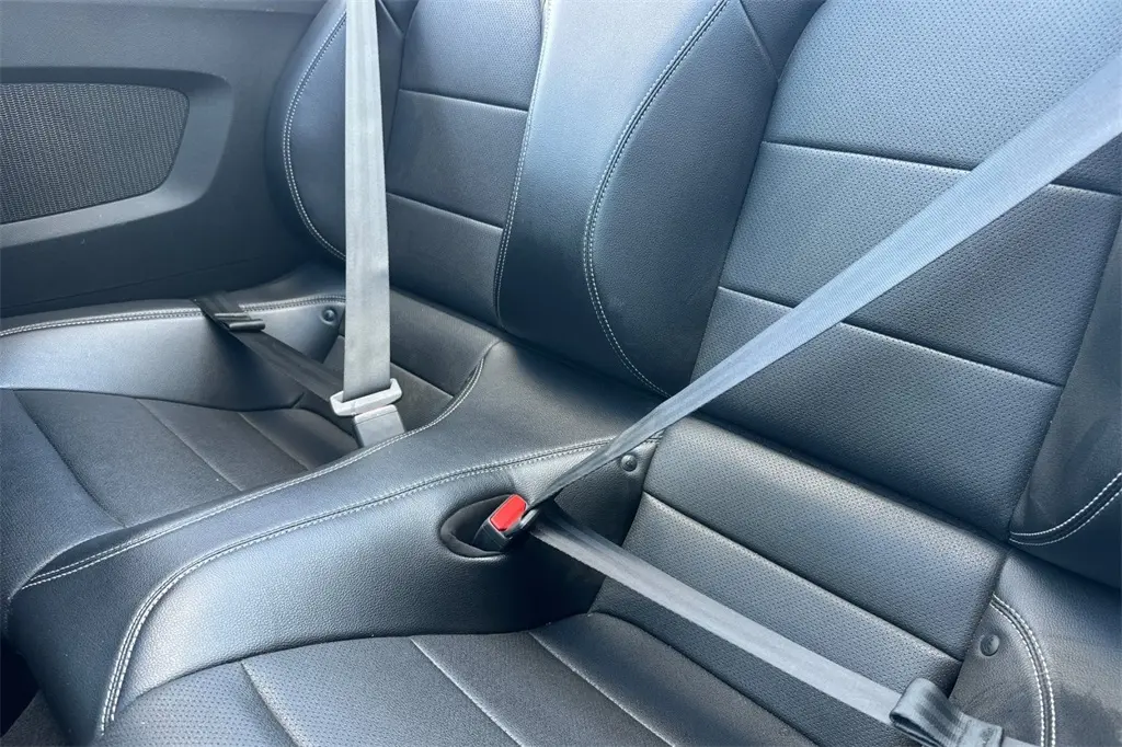 2023 Ford Mustang EcoBoost Premium photo 13
